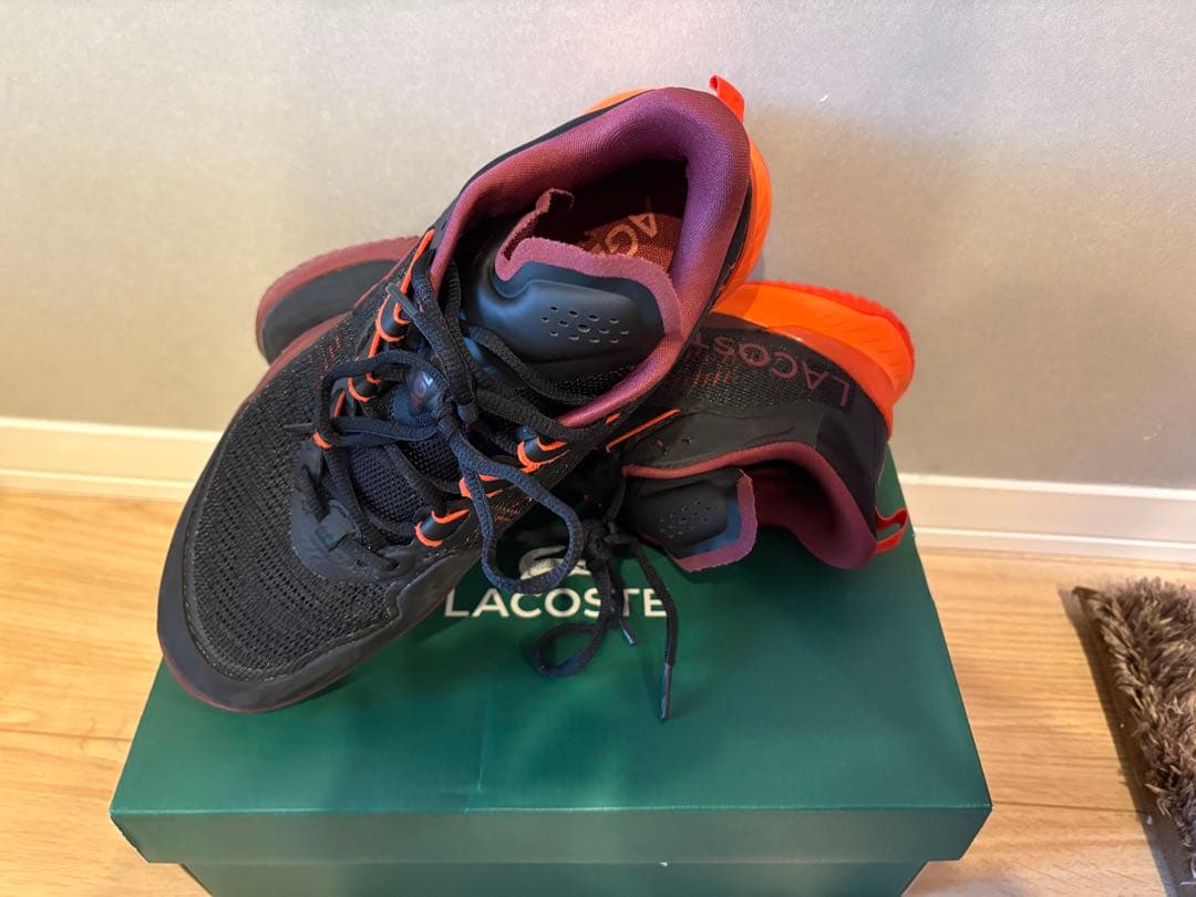 LACOSTE テニスシューズ ブラック/オレンジ