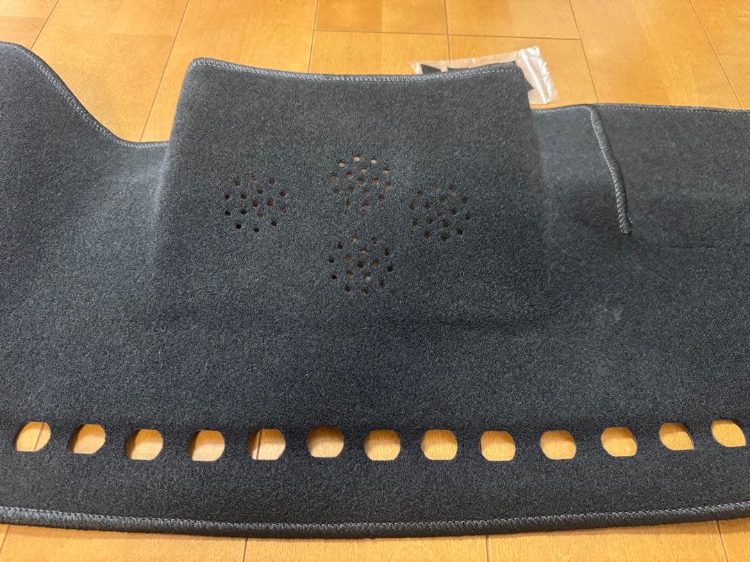 u*H様 Sunland ダッシュボードマット トヨタ ランドクルーザー プラド