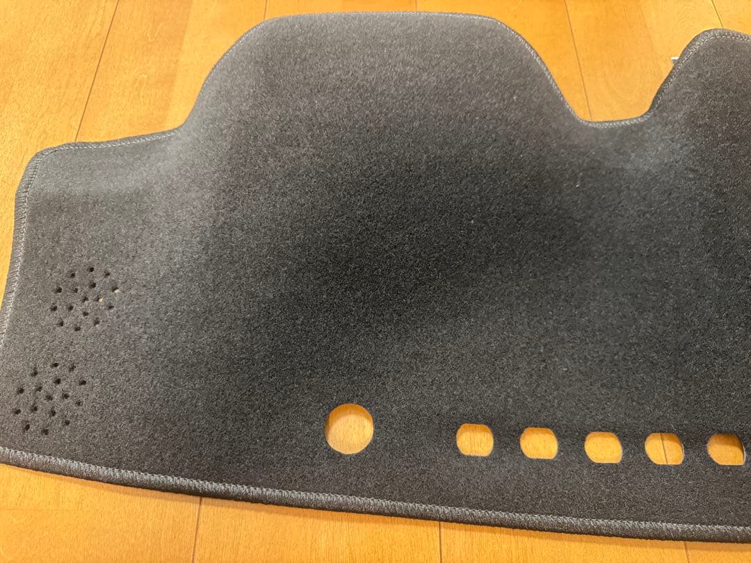 u*H様 Sunland ダッシュボードマット トヨタ ランドクルーザー プラド