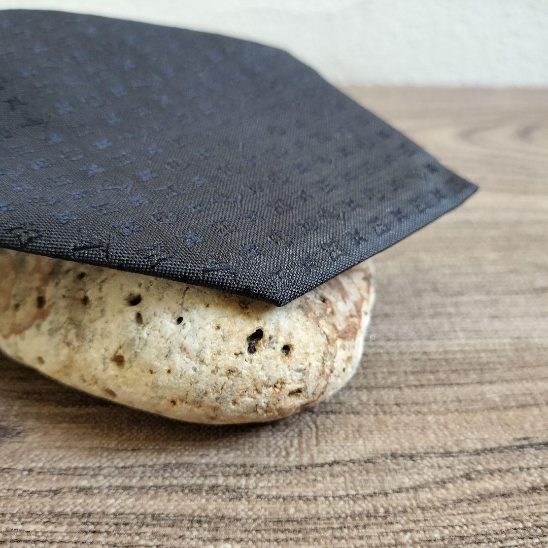 極美品✨Louis Vuitton 　ダークグレー モノグラム　ネクタイ