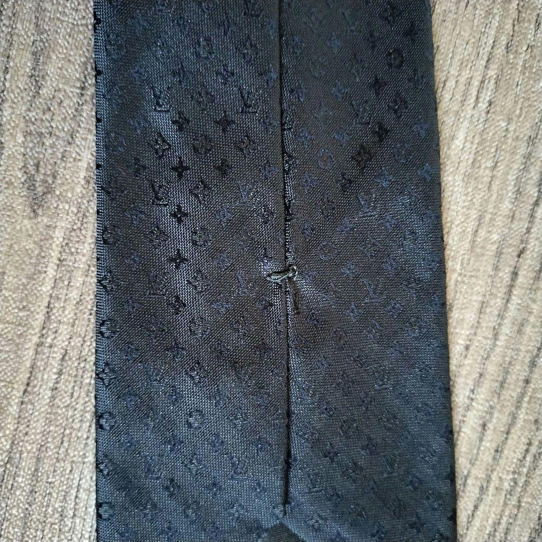 極美品✨Louis Vuitton 　ダークグレー モノグラム　ネクタイ