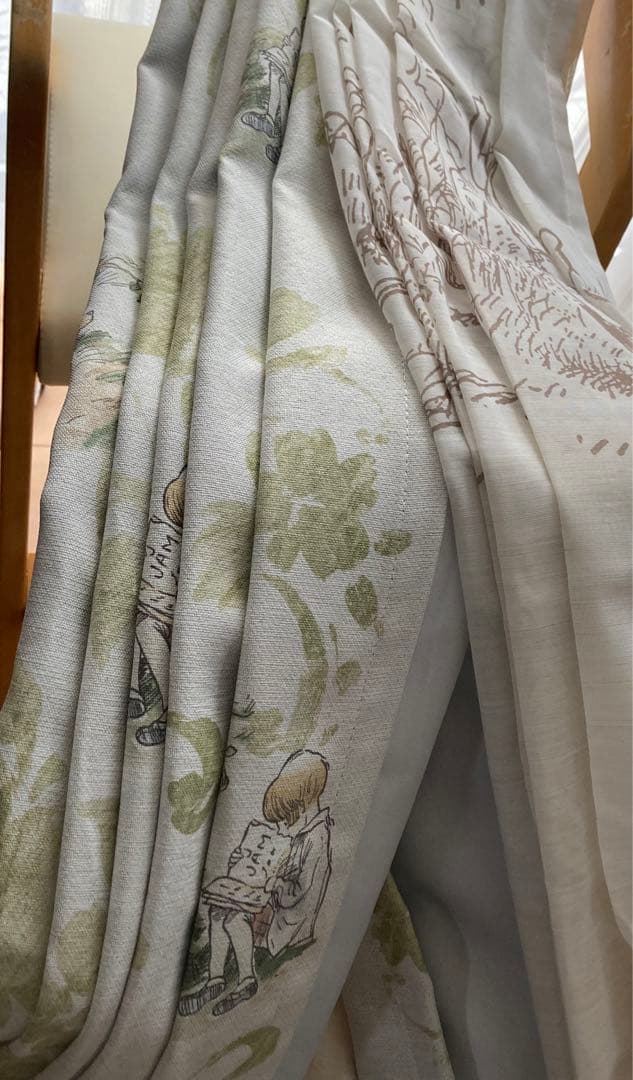 プーさん　ディズニー　カーテン