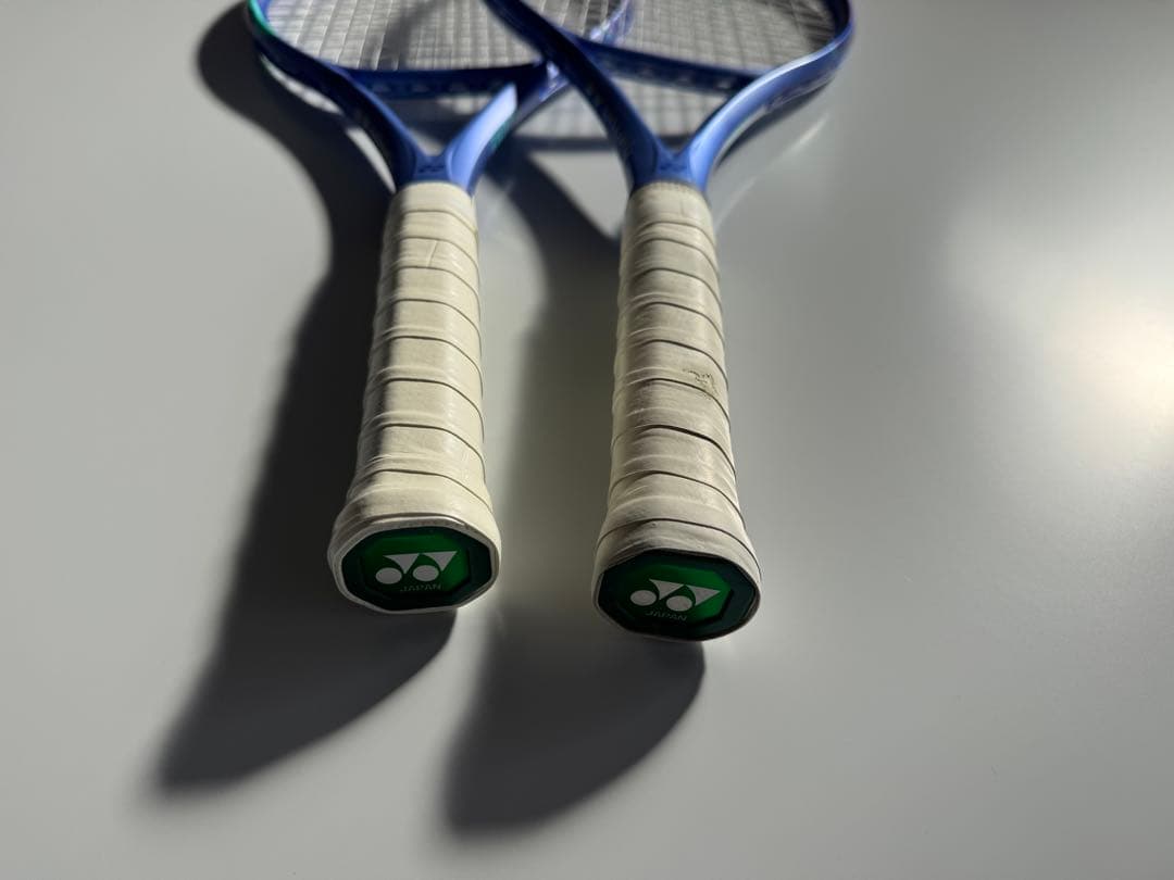 EZONE98テニスラケット 2本セット