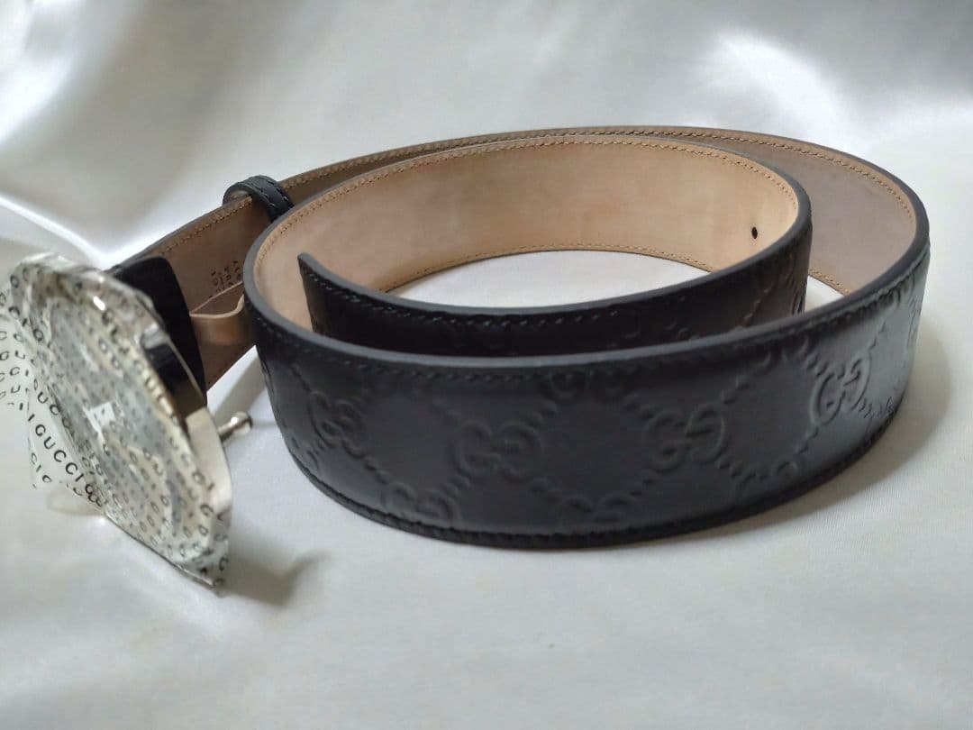 新品未使用品　GUCCIグッチシマレザーインターロッキングG バックルベルト９０