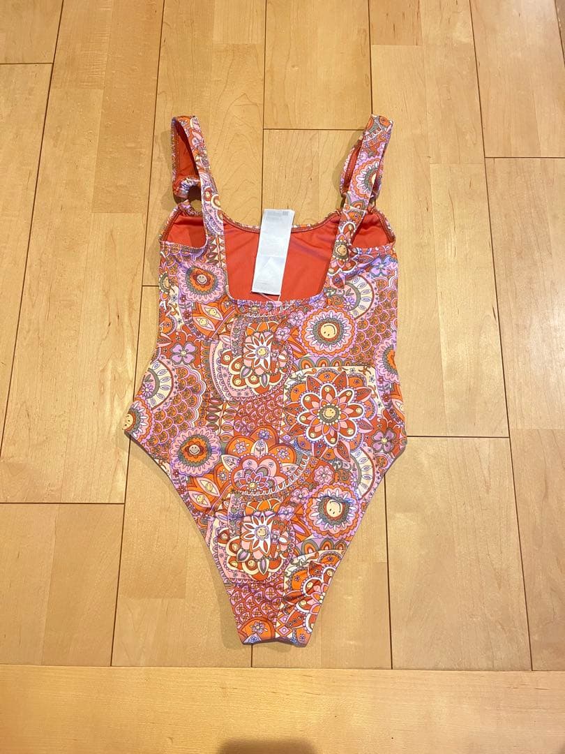 BILLABONG 花柄 ワンピース水着　サイズS