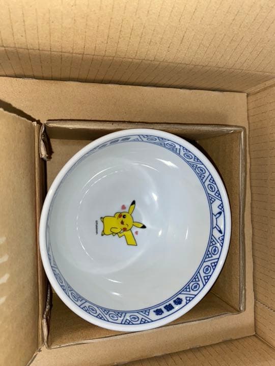 ポケ盛　どんぶり　ピカチュウ
