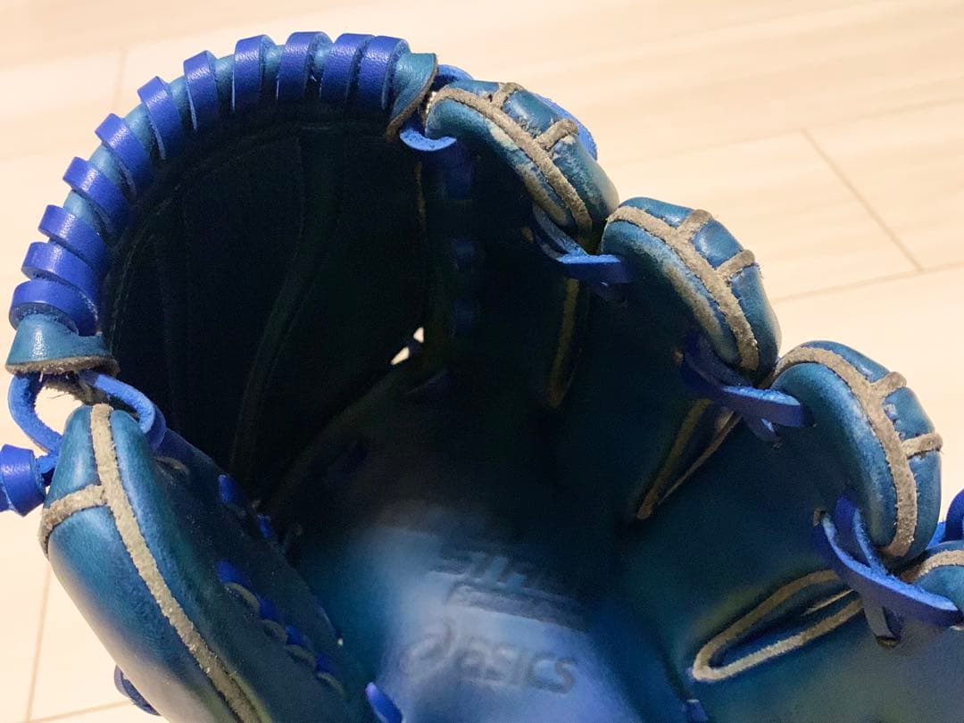 日本ハムファイターズ玉井大翔実使用グローブ