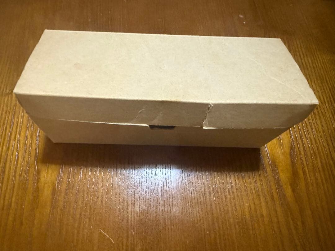 2016年ヒグチユウコ×ホルベインコラボ　角缶