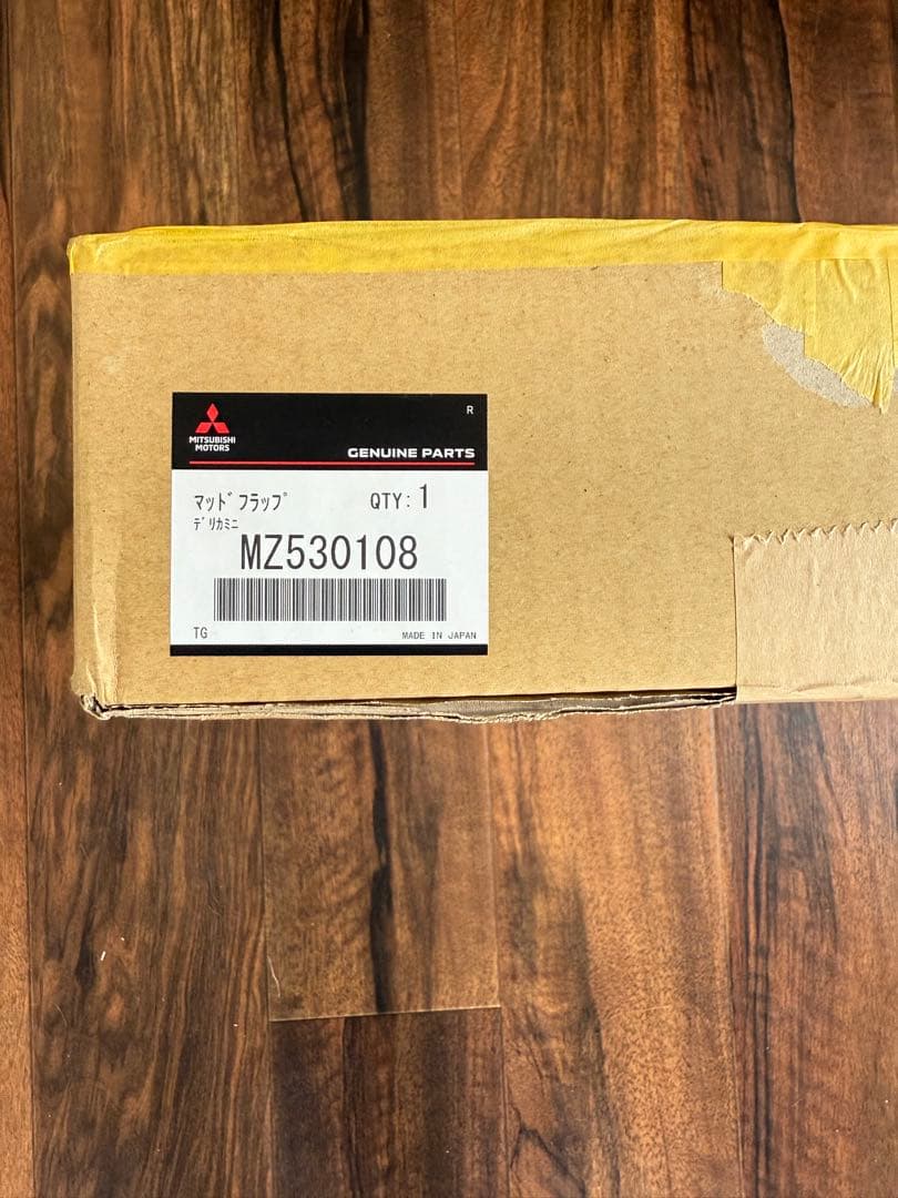 DELICA MINI マッドフラップ ブラック