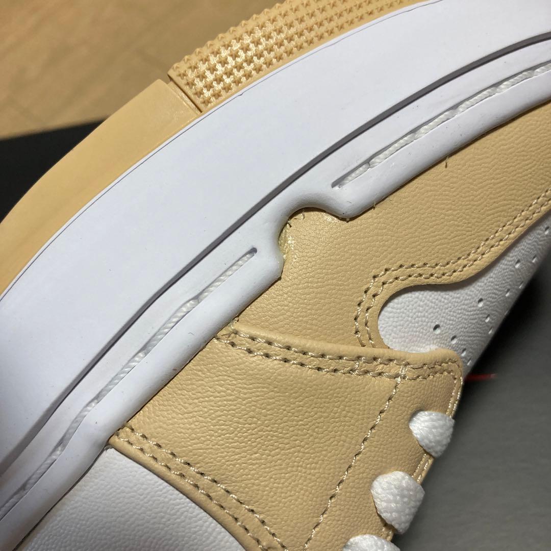 NIKE 28 エアジョーダン　ウィメンズ ベージュ 　エレベート　メル公園