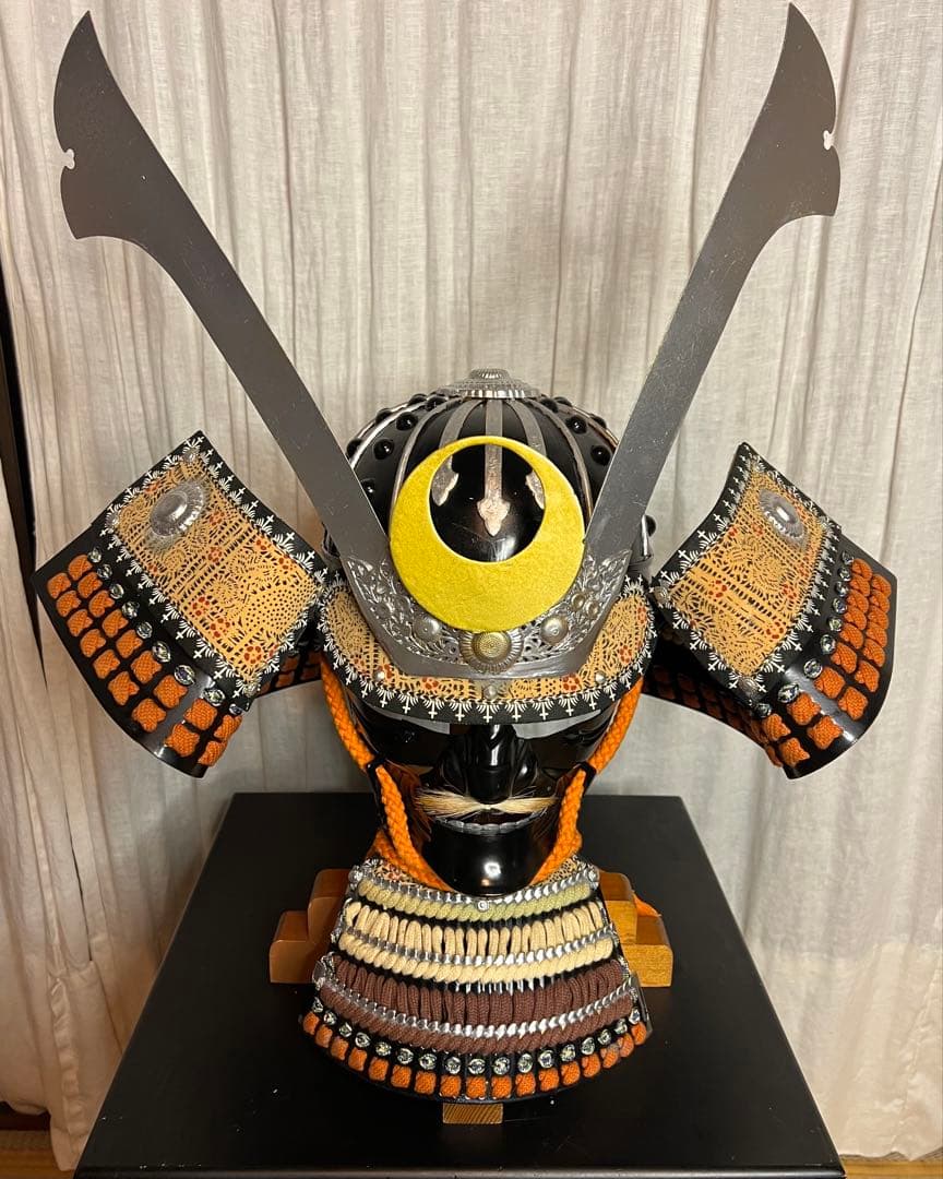 【希少•未着用】萌黄色（緑）縅糸 鉄地黒胴当世具足 【甲冑 等身大】 鎧 一式