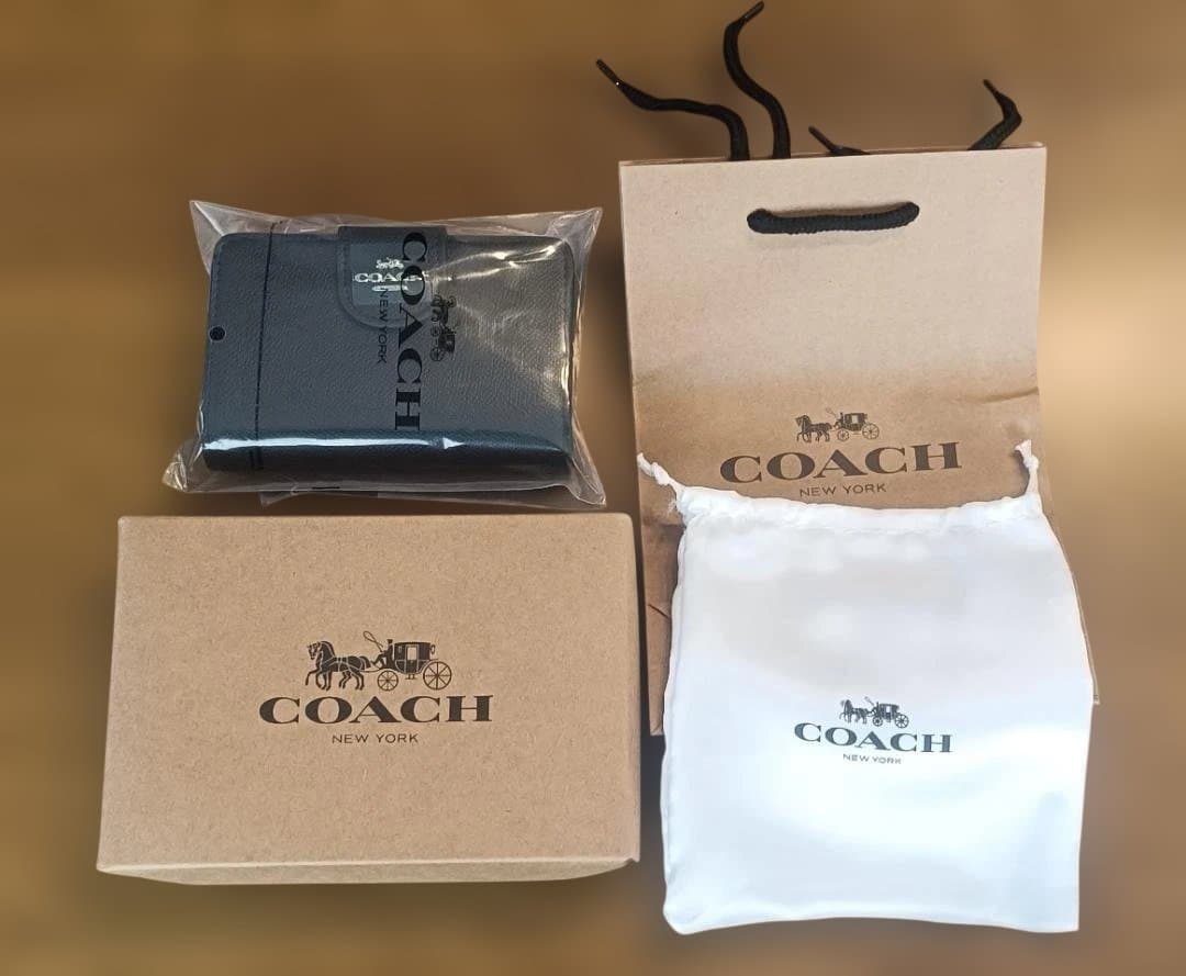 【新品未使用】 COACH 二つ折り財布 ブラック