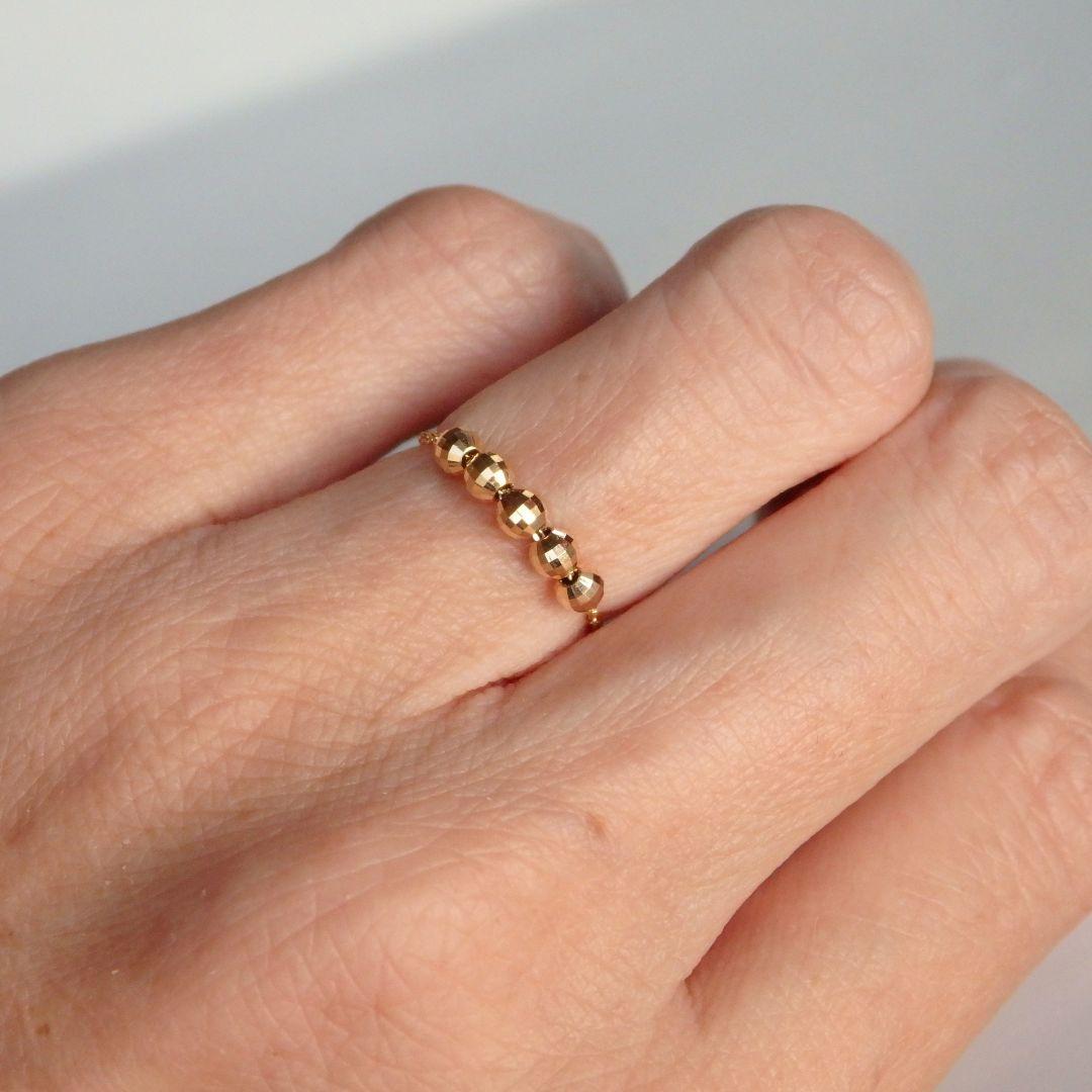 きんぐす　k18ピアス　キラキラペタルチェーン　チェーンピアス