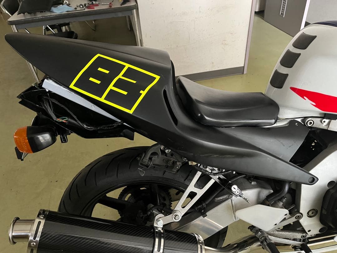CBR250RR mc22 社外シート　カウル