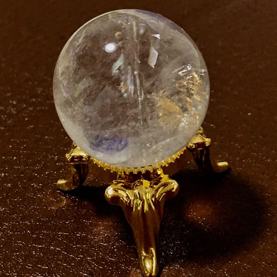 天然虹入りヒマラヤ水晶丸玉台座付き／管理番号T91-3985