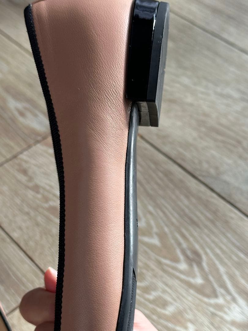 超美品 プラダ フラットパンプス バレエ バイカラー リボン ベージュ