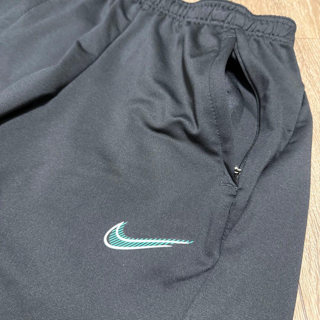 超美品 NIKE ナイキ サッカー トレーニングウェア ジャージ 上下セット M