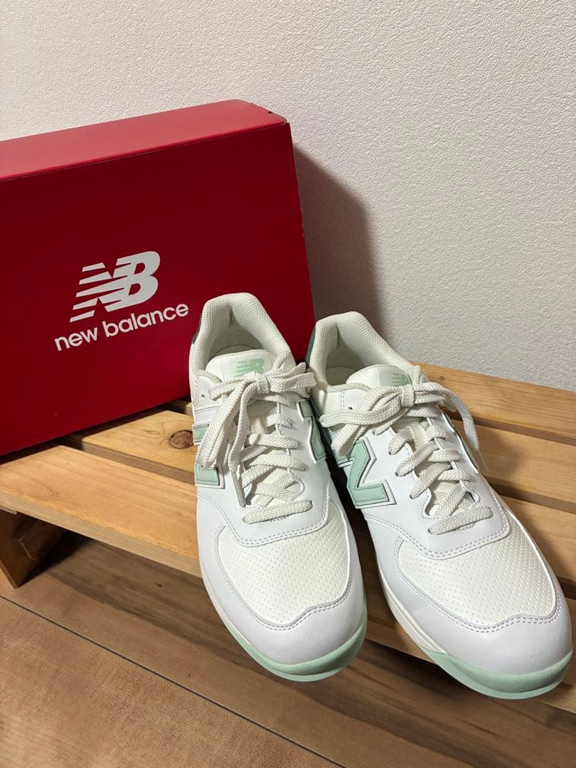 ニューバランスレディースゴルフシューズ24センチ