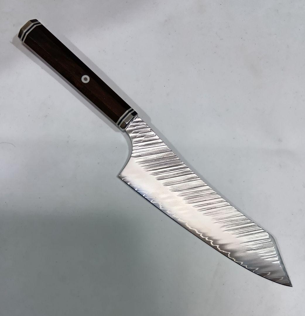 鬼反り切付型 V金10号 9層クラッド鋼 牛刀 包丁 22cm 黒檀八角柄