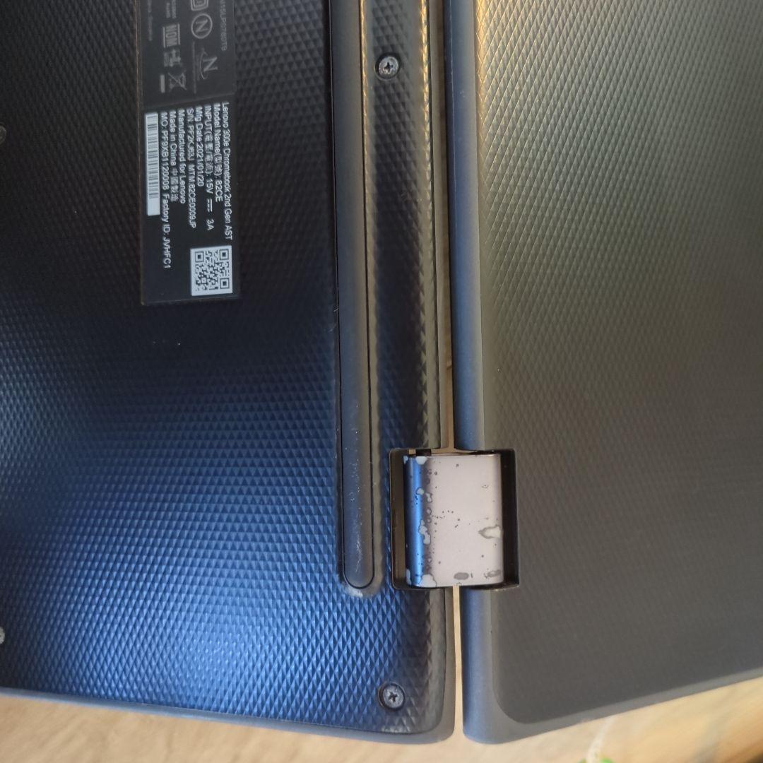 Chromebook本体 Lenovo 300e Chromebook 2nd Gen AST