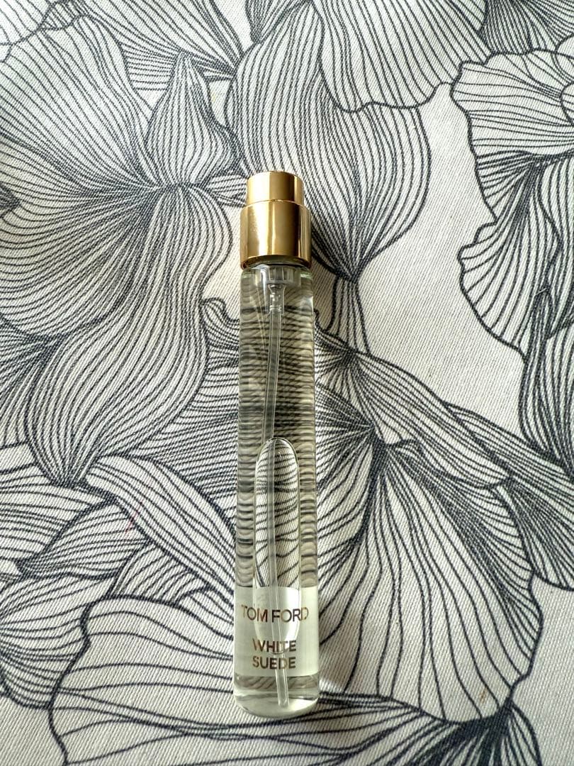 正規品 TOM FORD ホワイト スエード 10ml 香水