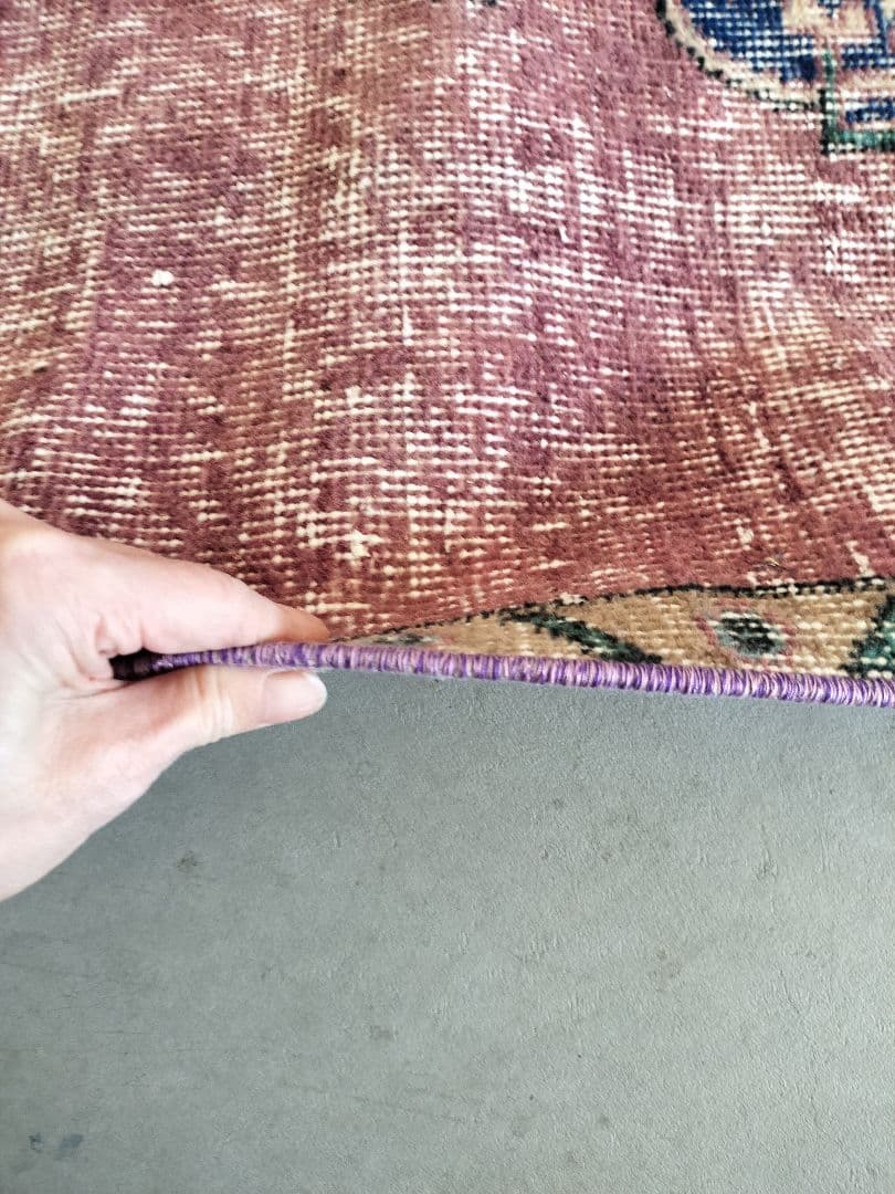 くすみピンクパープル　ネイビーのメダリオンラグ　No.741