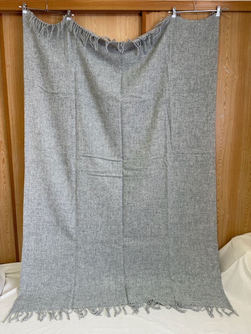 Klippan クリッパン　ブランケット　毛布　ミナペルホネン　グレー　白灰