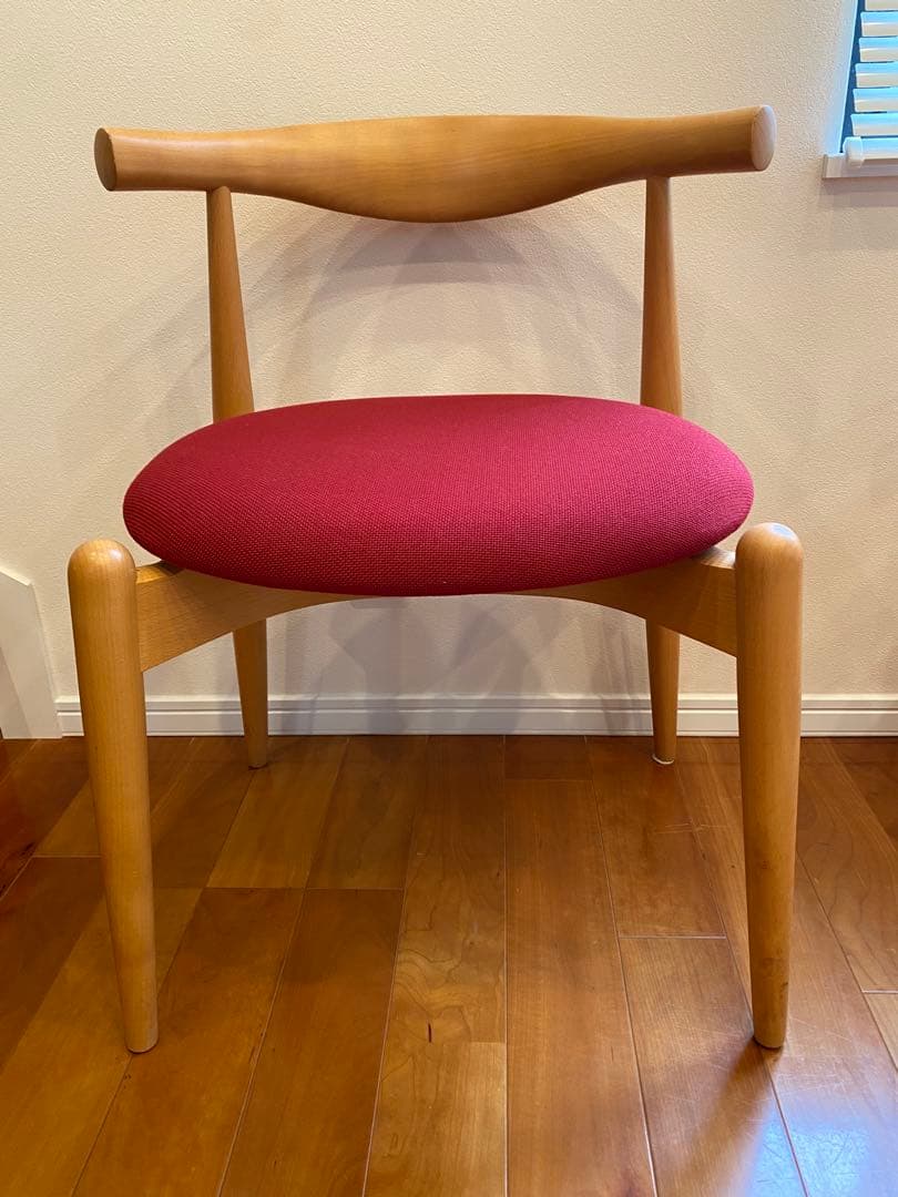 カールハンセン＆サン CH20エルボーチェア　オーク　珍しい色の座面（赤）