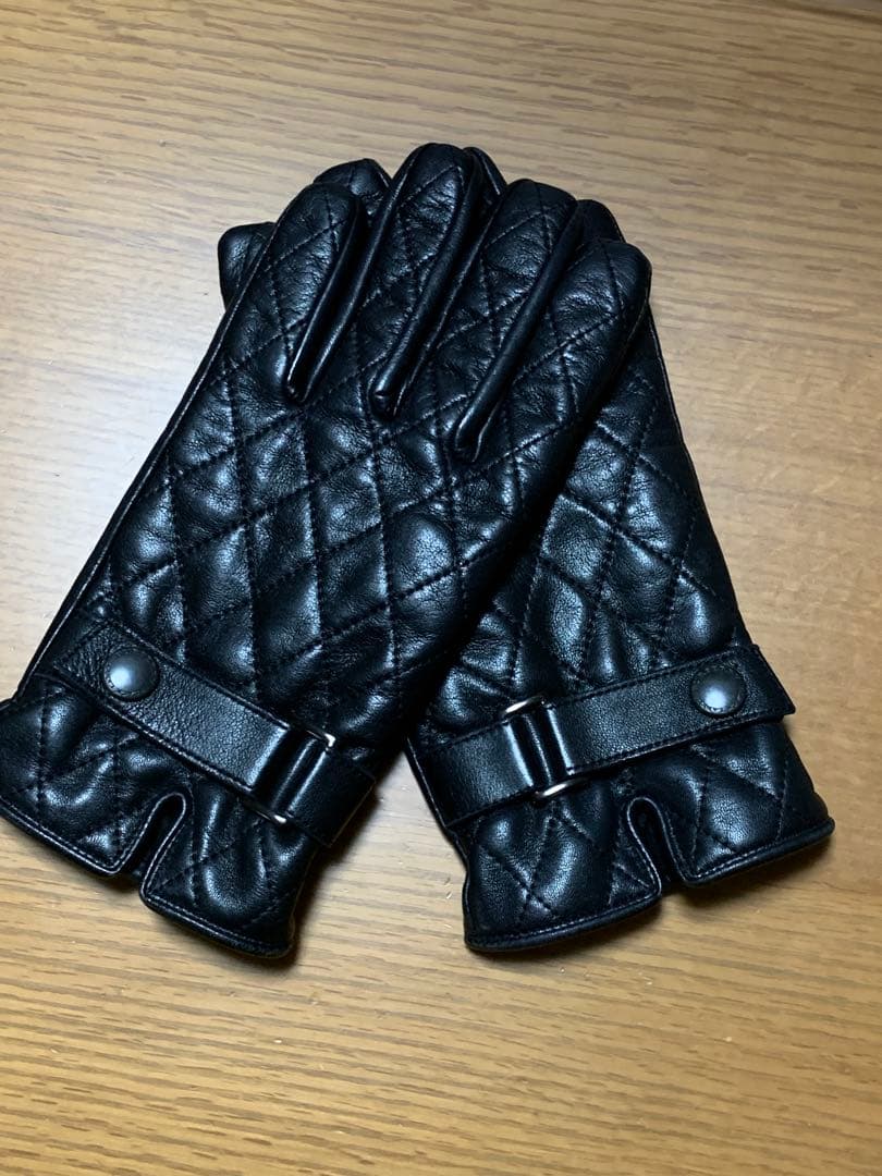 バーバリー BURBERRY ブラックレーベル レザー 手袋 羊革　黒