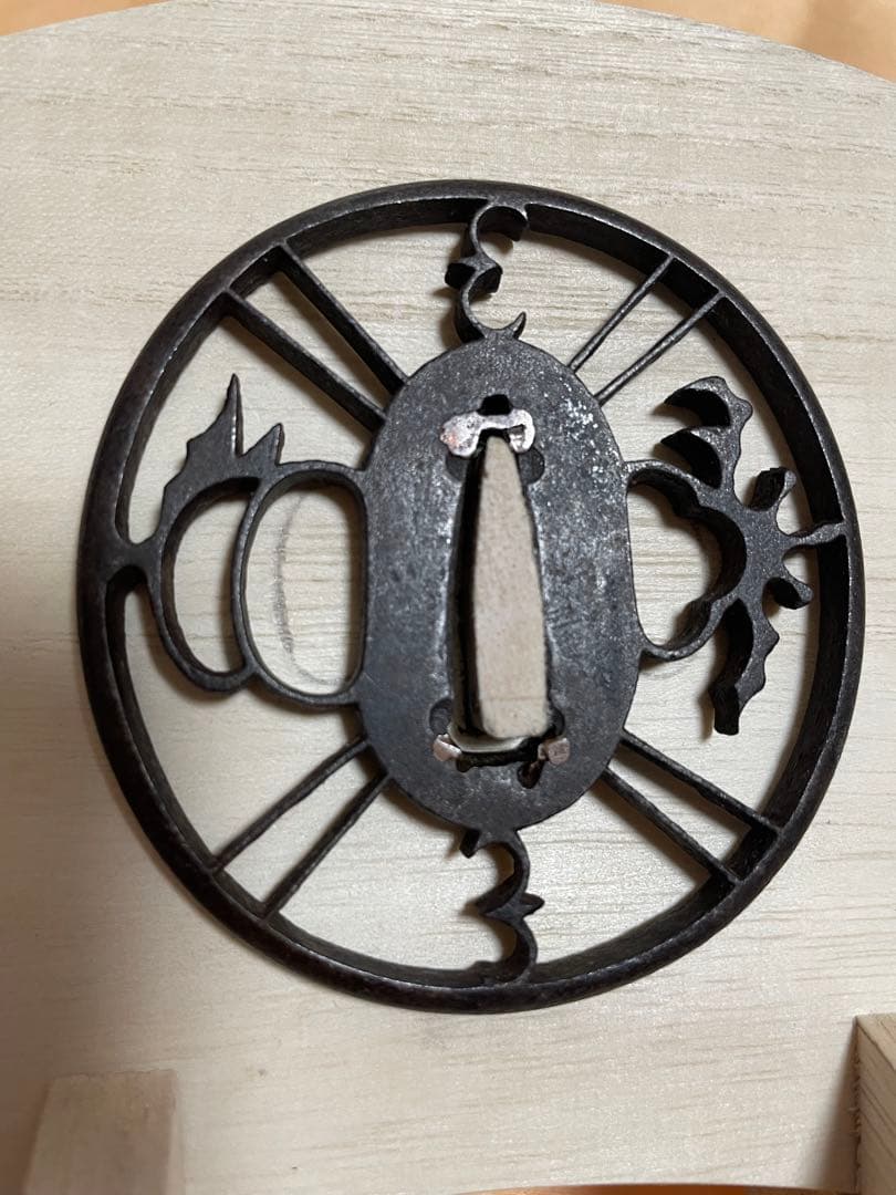 鍔　鉄透かし鍔　室町時代　刀装具