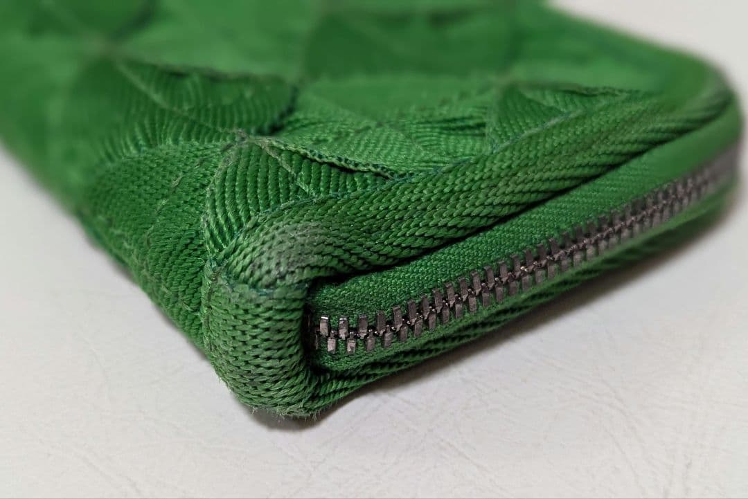 BOTTEGA VENETA ケース ラウンドファスナー グリーン