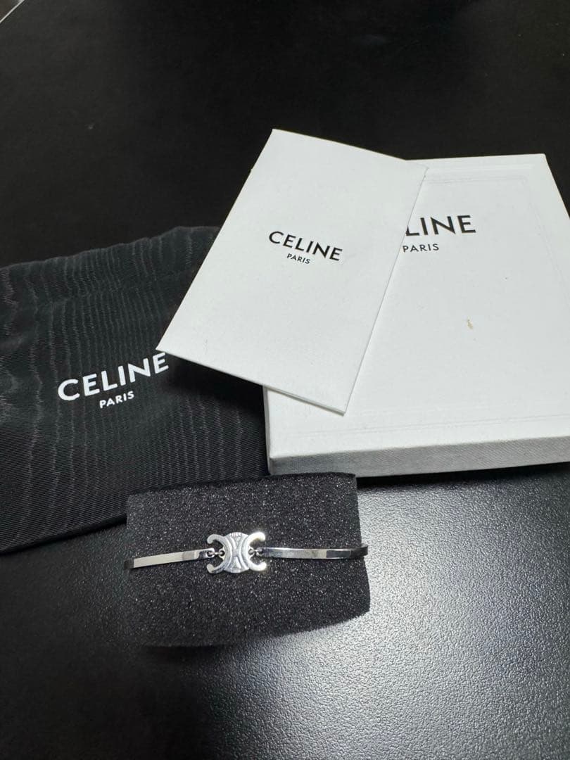 【限定値下げ中】CELINE トリオンフアーティキュレートブレスレット