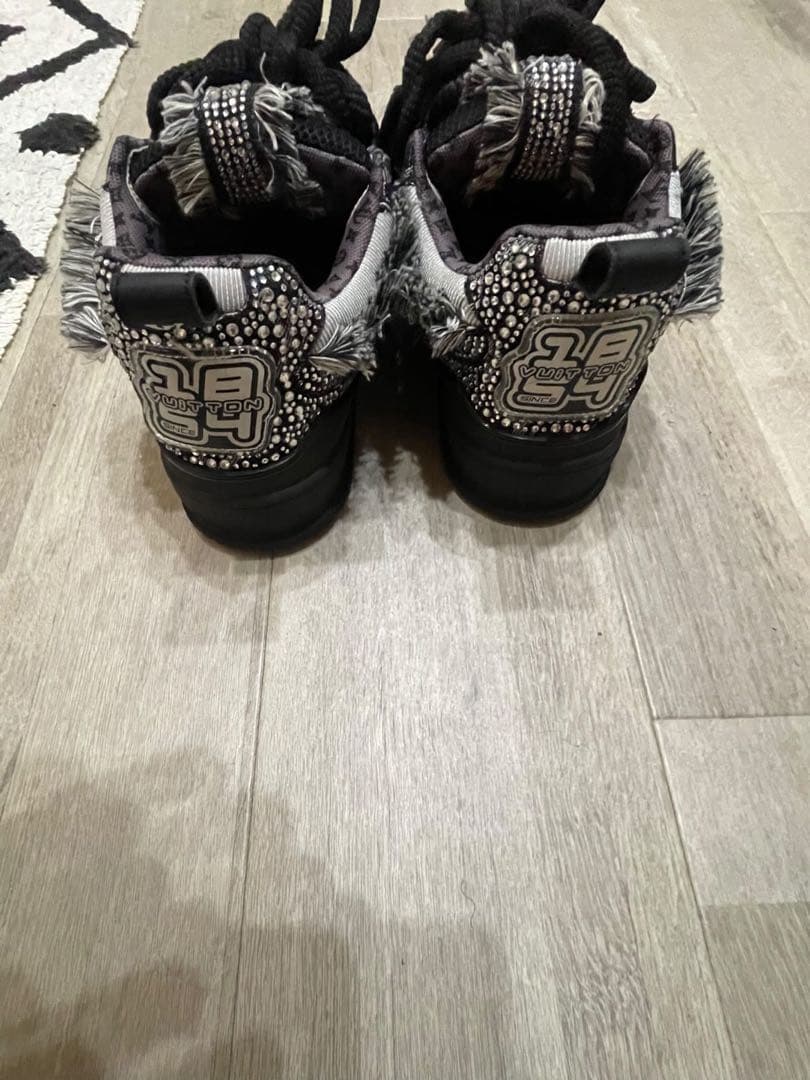 Louis Vuitton モノグラム・デニム・LV スニーカー