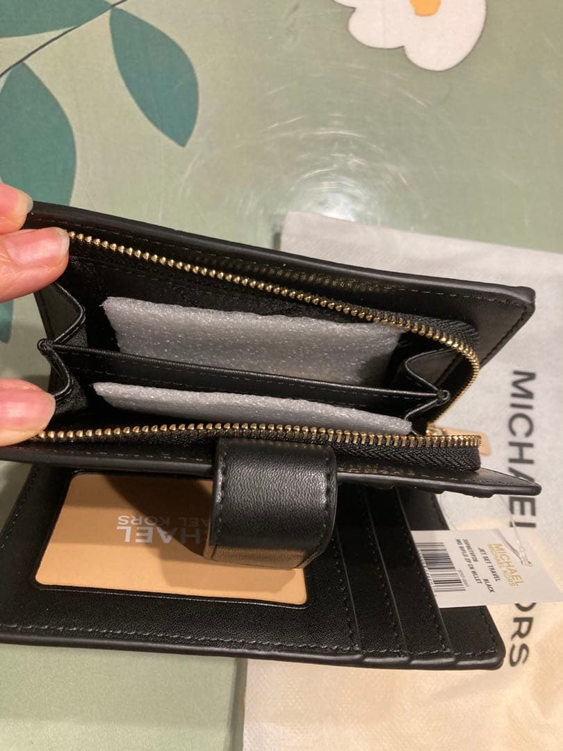 Sa.. さま専用。未使用 MICHAL KORS 財布