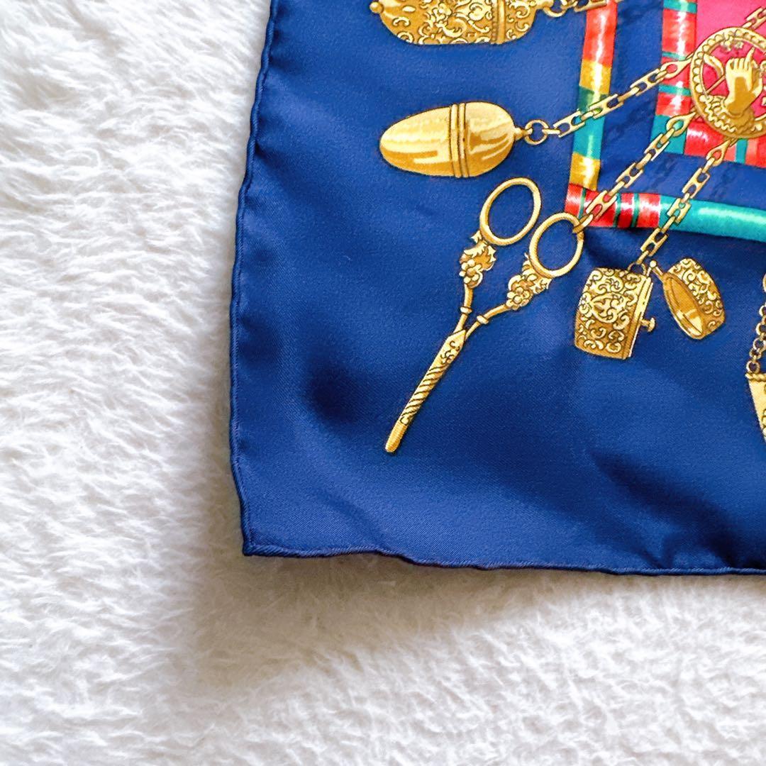 HERMESエルメスシルクスカーフカレ90ネイビー ピンクレッド結び方カード付き