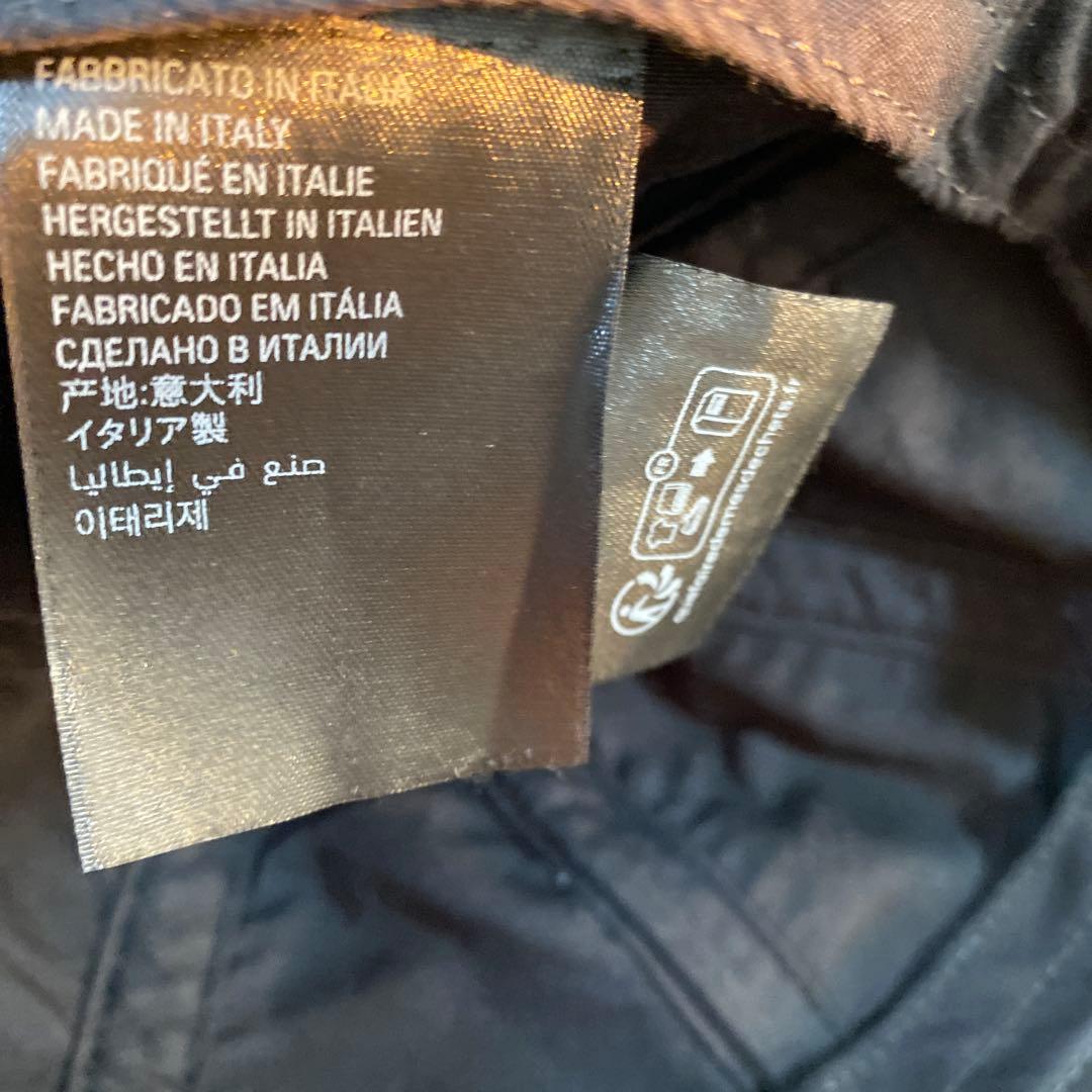 BALENCIAGA ブラック ダメージ加工キャップ