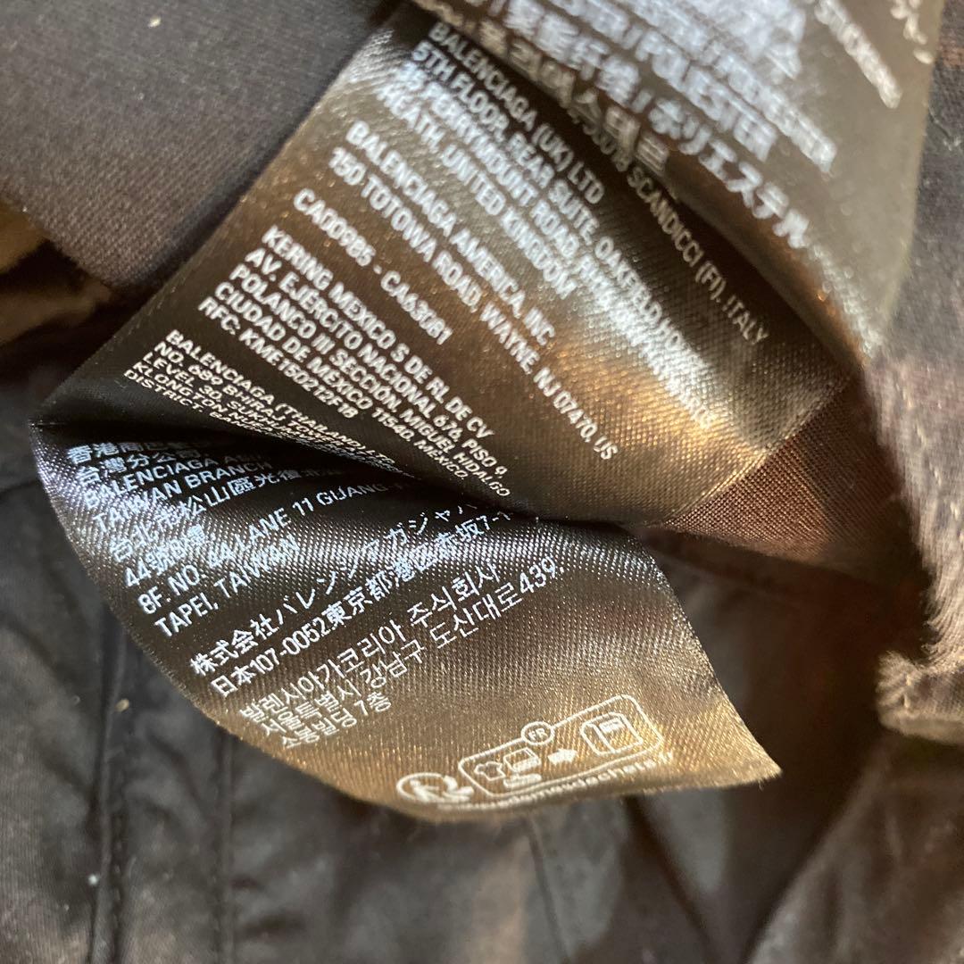 BALENCIAGA ブラック ダメージ加工キャップ