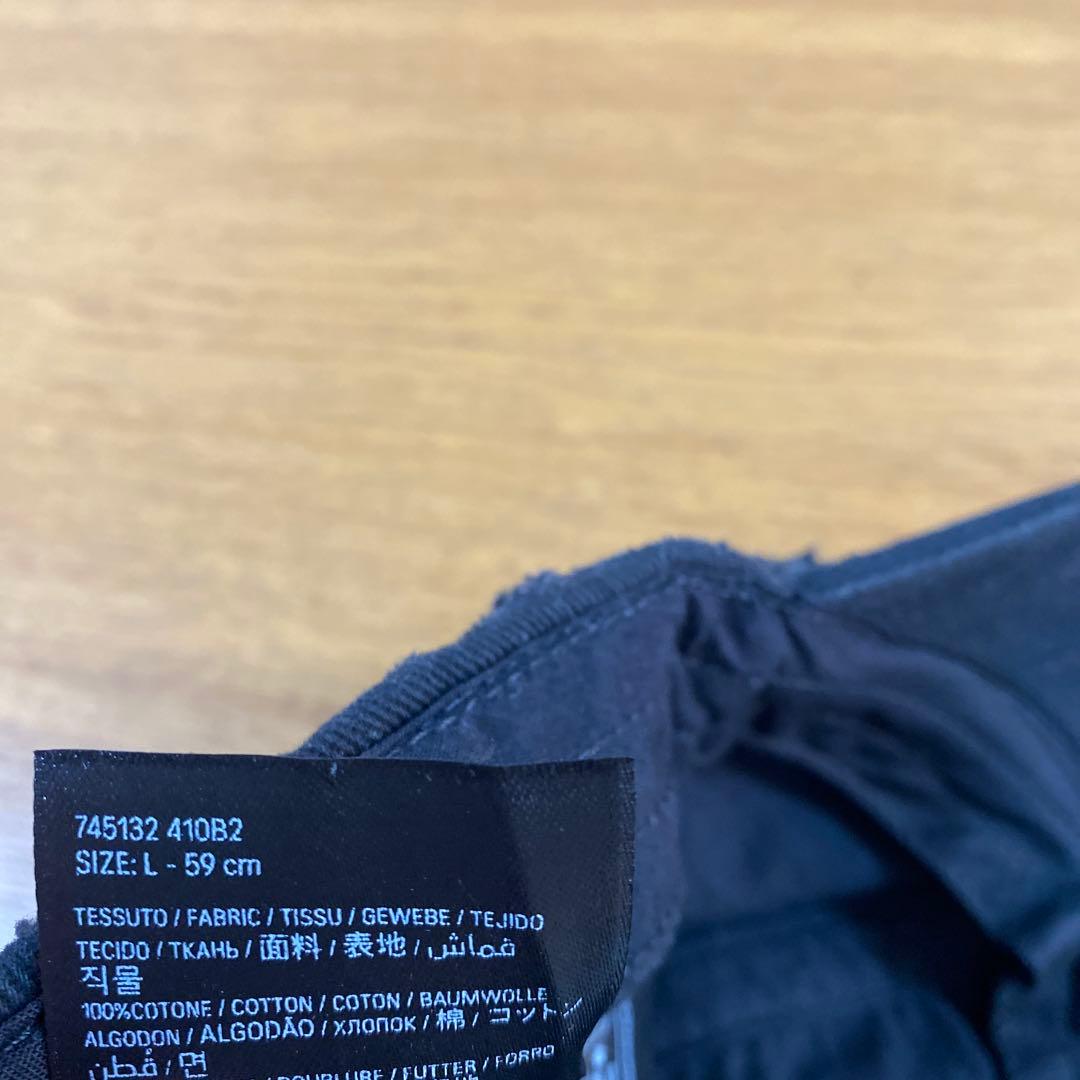 BALENCIAGA ブラック ダメージ加工キャップ