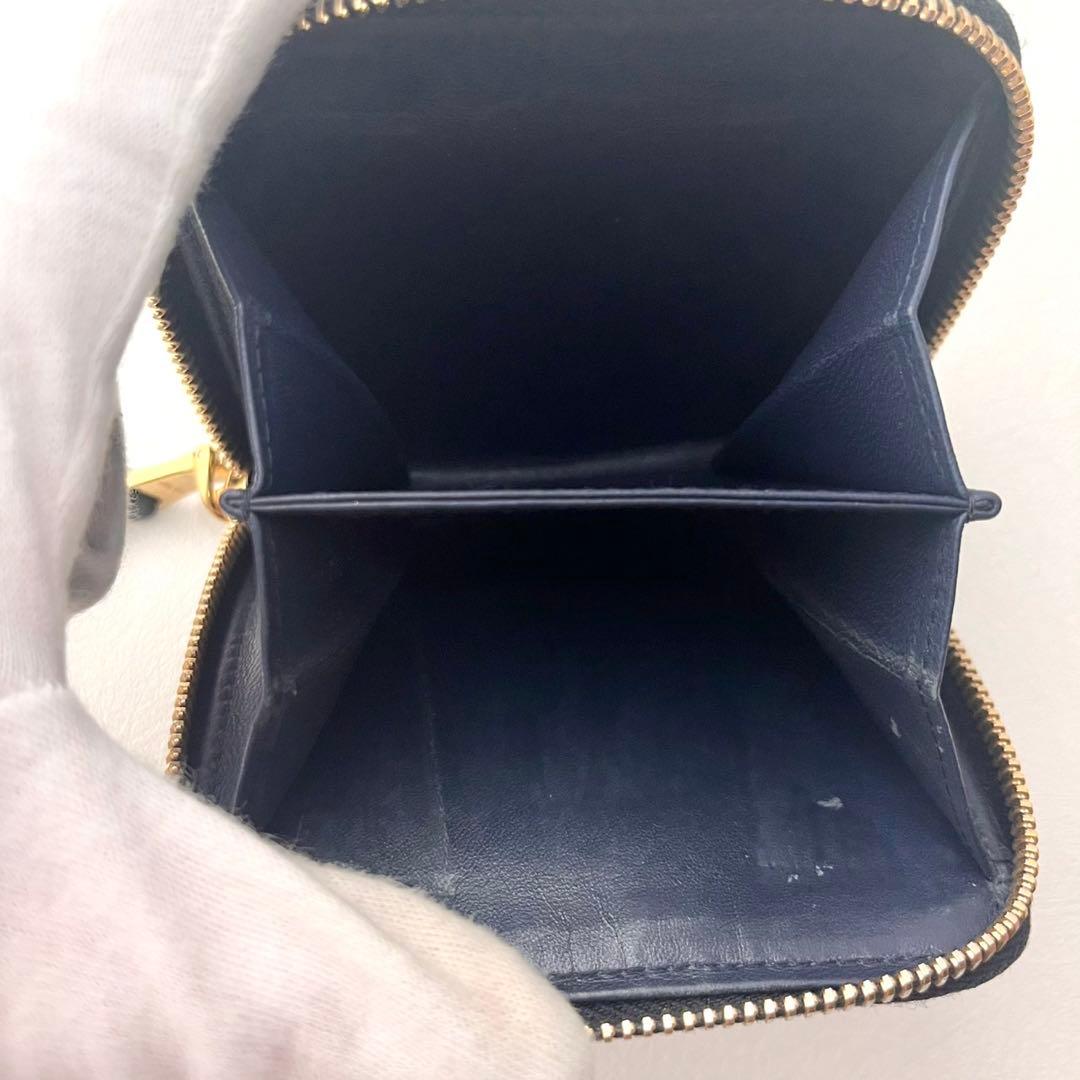 MIUMIU マテラッセ 二つ折り財布 ネイビー ラウンドジップ　0203-②