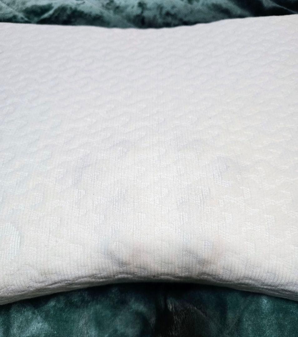 ファイテン(phiten) 星のやすらぎ 療法士指圧ピロー 【美品】