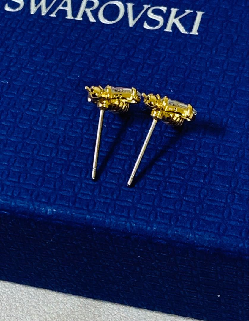 M　スワロフスキー Eternal Flower Bee ピアス