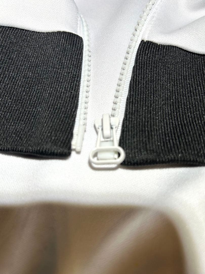 【美品】レアルマドリード Ｌサイズ　フルジップジャージ