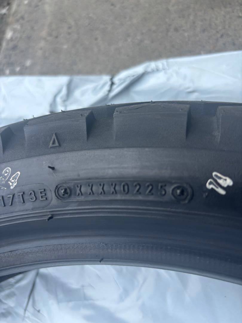 ダンロップ　TT100 4.10-18 4PR