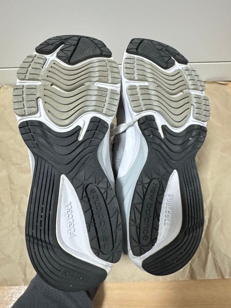 【美品】New Balance W990GL6 グレー