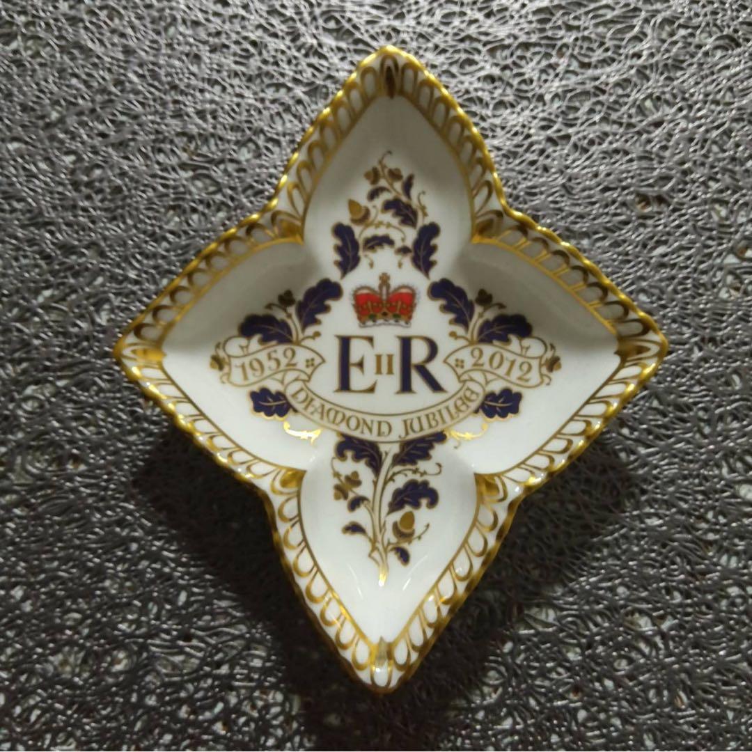 ロイヤルクラウンダービー 　皿　プレート　トレー