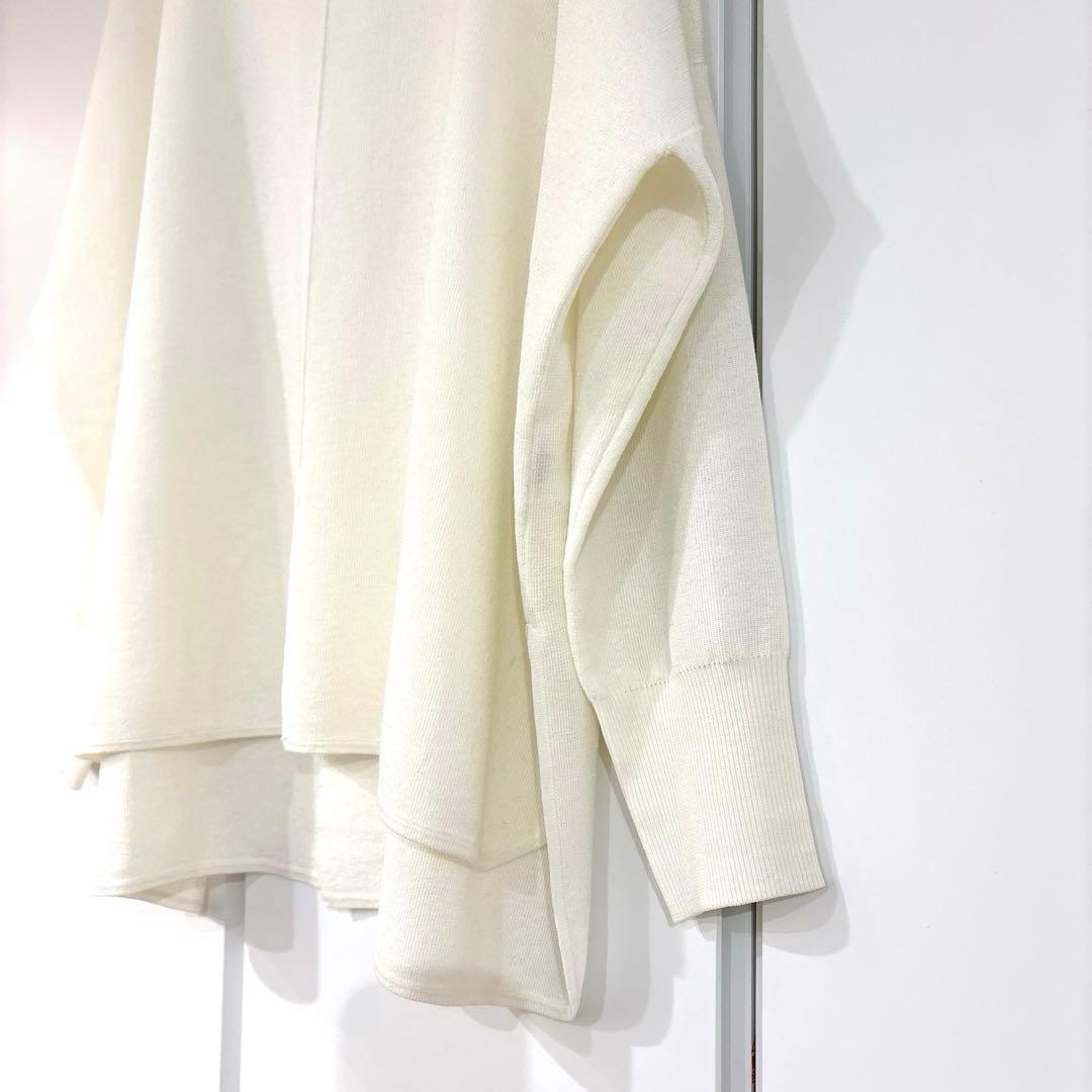 美品 BEARDSLEY サラッとプルオーバー ホワイト