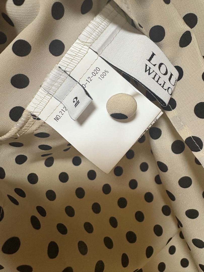 ルルウィルビー　デシンドットフレアスリーブブラウス　アルアバイル　ベージュ