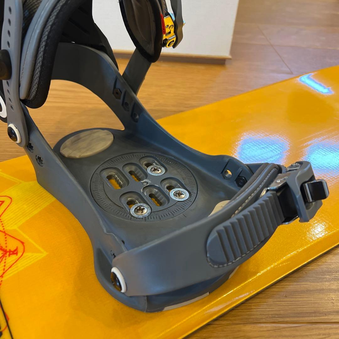 SALOMON スノーボード