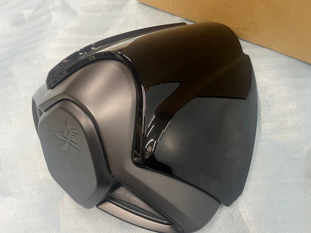 EJ11Aハヤブサ 純正シングルシートカウル 黒