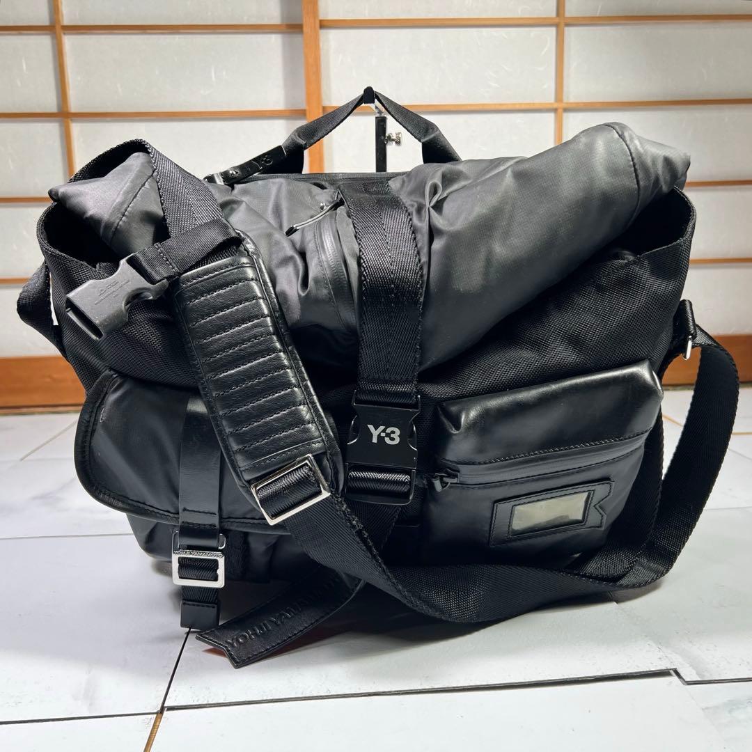 Y-3 ワイスリー メッセンジャーバッグ ナイロン レザー A4収納